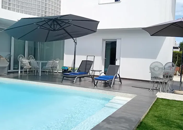 Tavira Independent Suite With Pool At Casa Reflexos